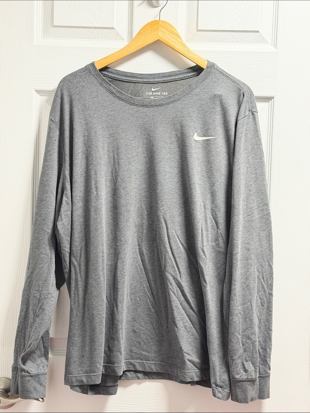 Nike Long-Sleeve Crew Neck Tee in Heather Gray with White Swoosh